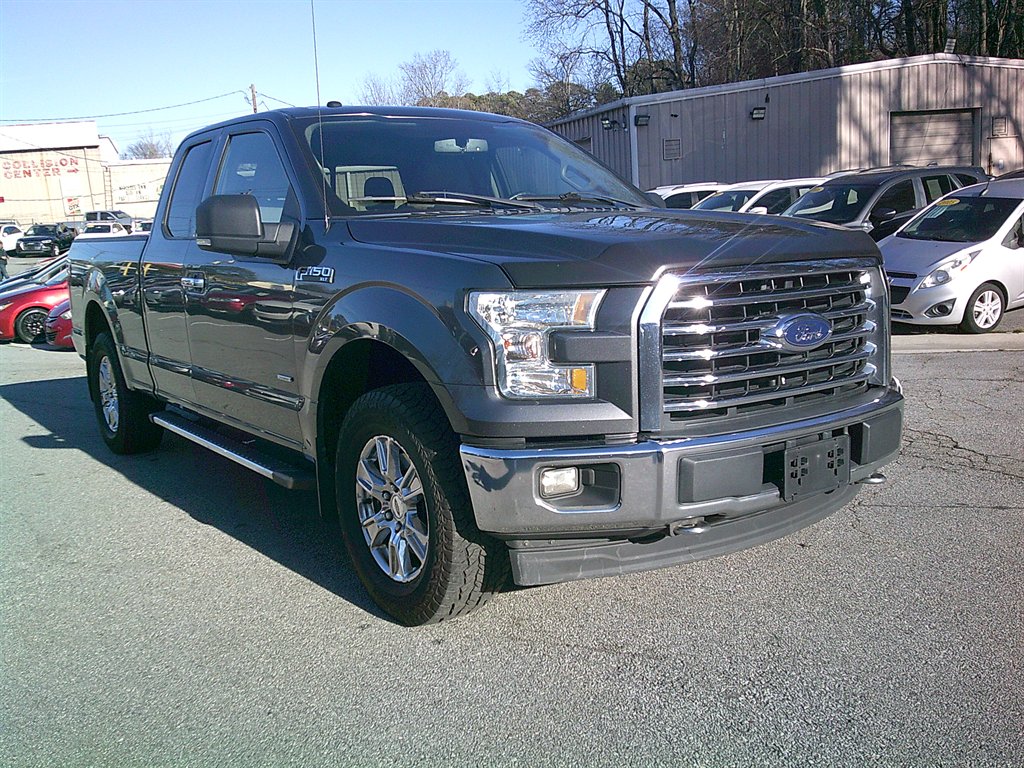 2017 Ford F-150 XLT 4x4 SuperCab 6-1/2 Box's photo
