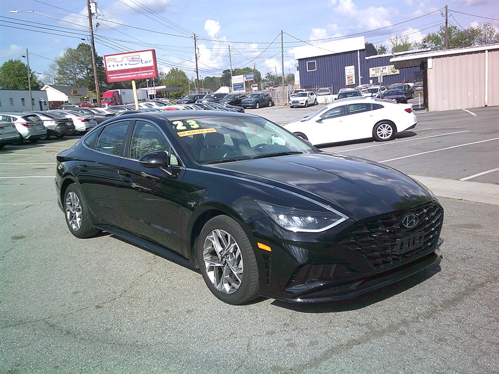 2023 Hyundai Sonata SEL's photo